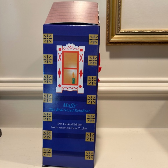 1996 Limited Edition Muffy Vanderbear - Muffy the Red-nosed ReinBear - Picture 10 of 12